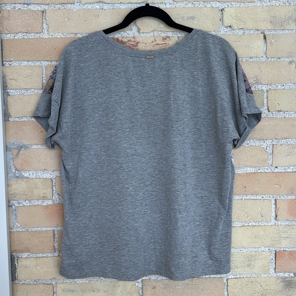 Dept Abstract Print Women's Top - Picture 3 of 3